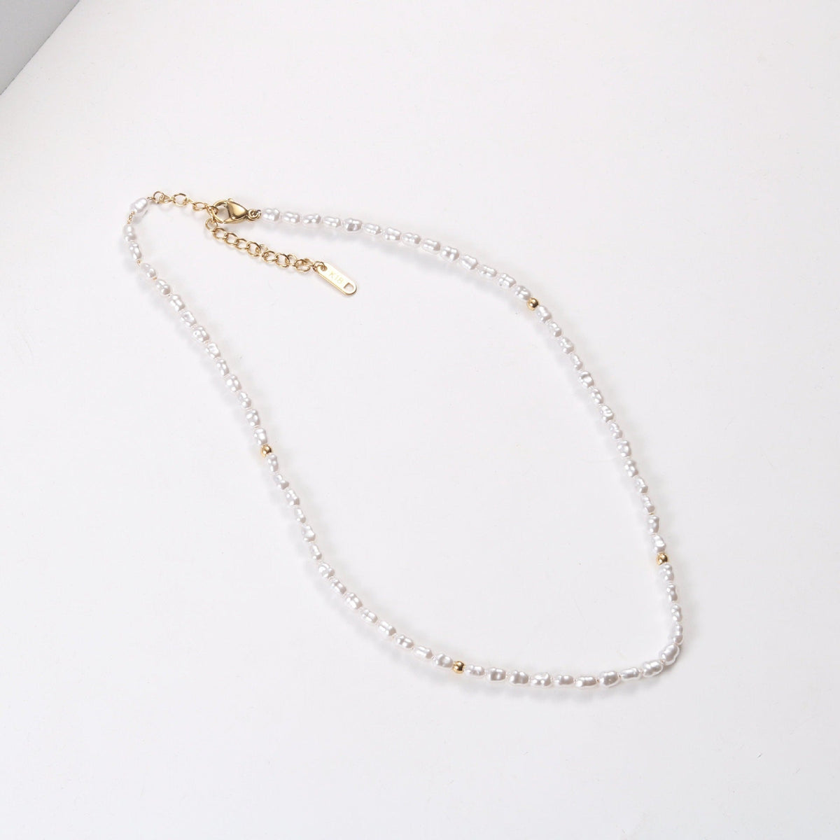Aloha Perla and Oro Choker