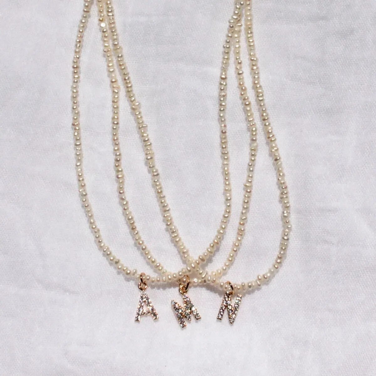 Shelly Crystal Perla Iniziale Choker