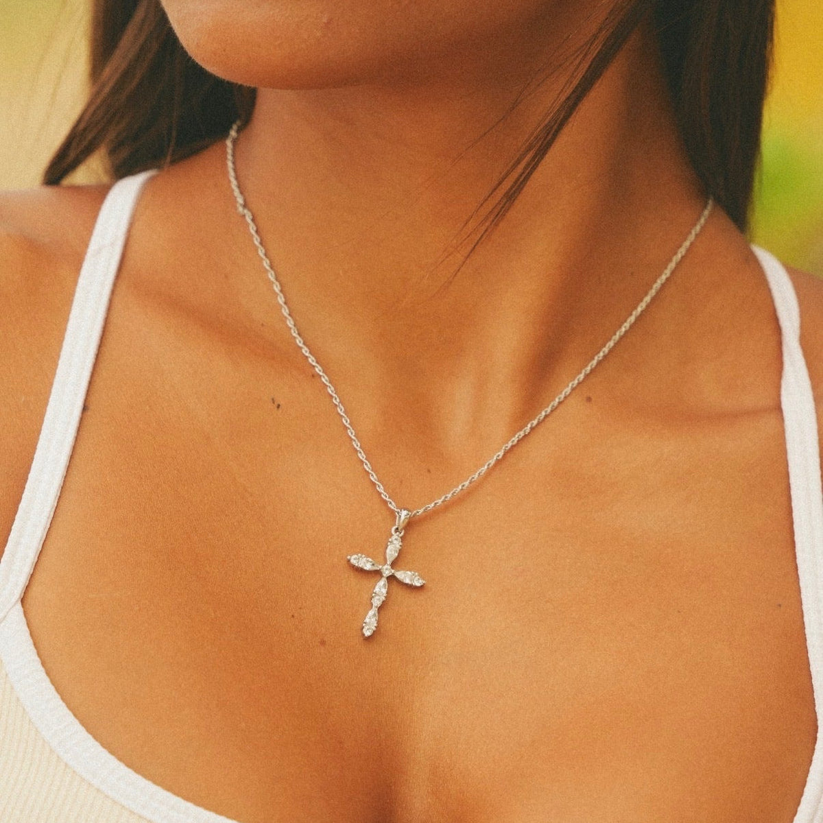 Collana Anguilla