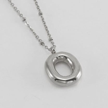 Collana con iniziale a palloncino