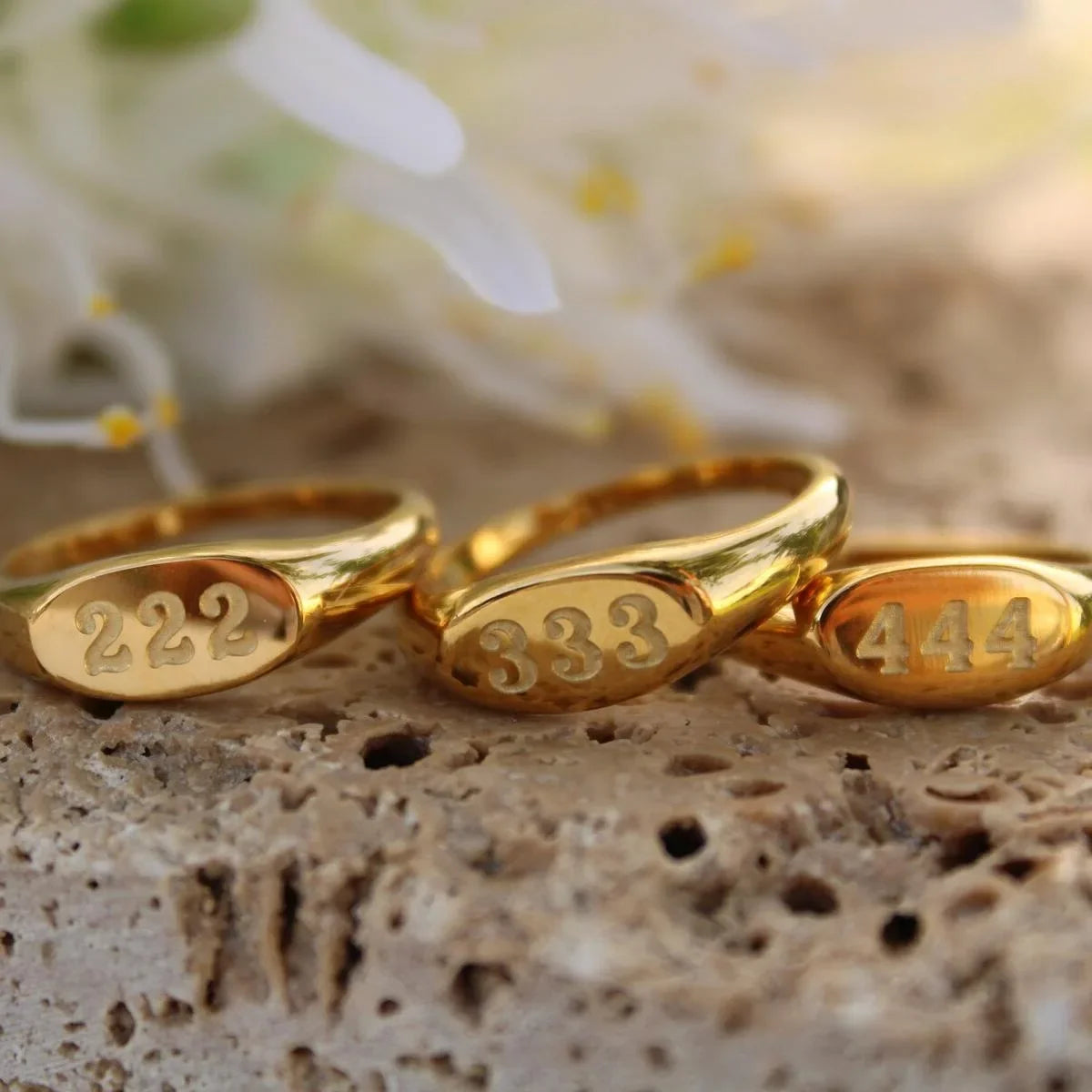 Angelica® Angel Number Signet Anello