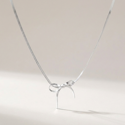 Carol Bow Collana