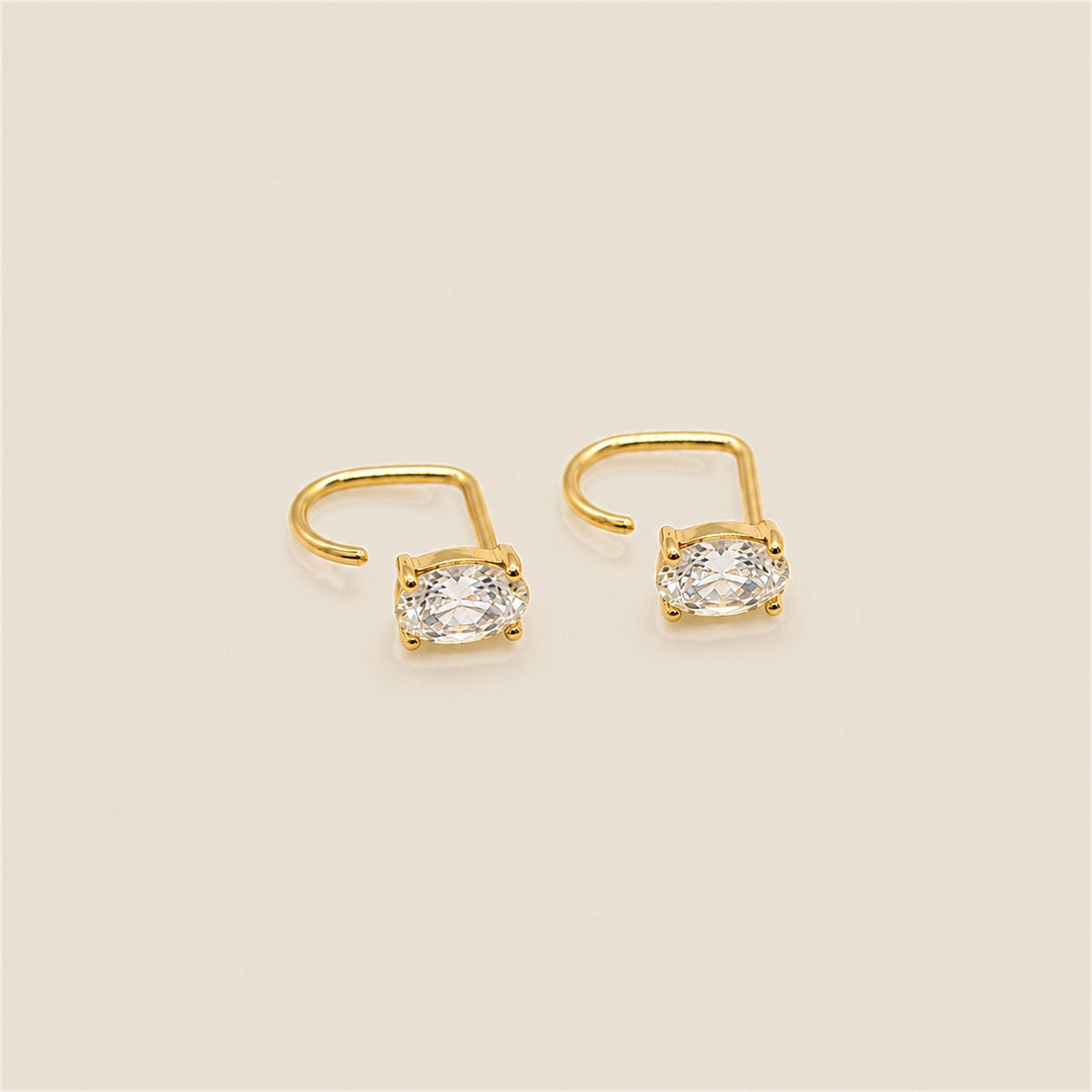 Oval Diamond Comfort Orecchini